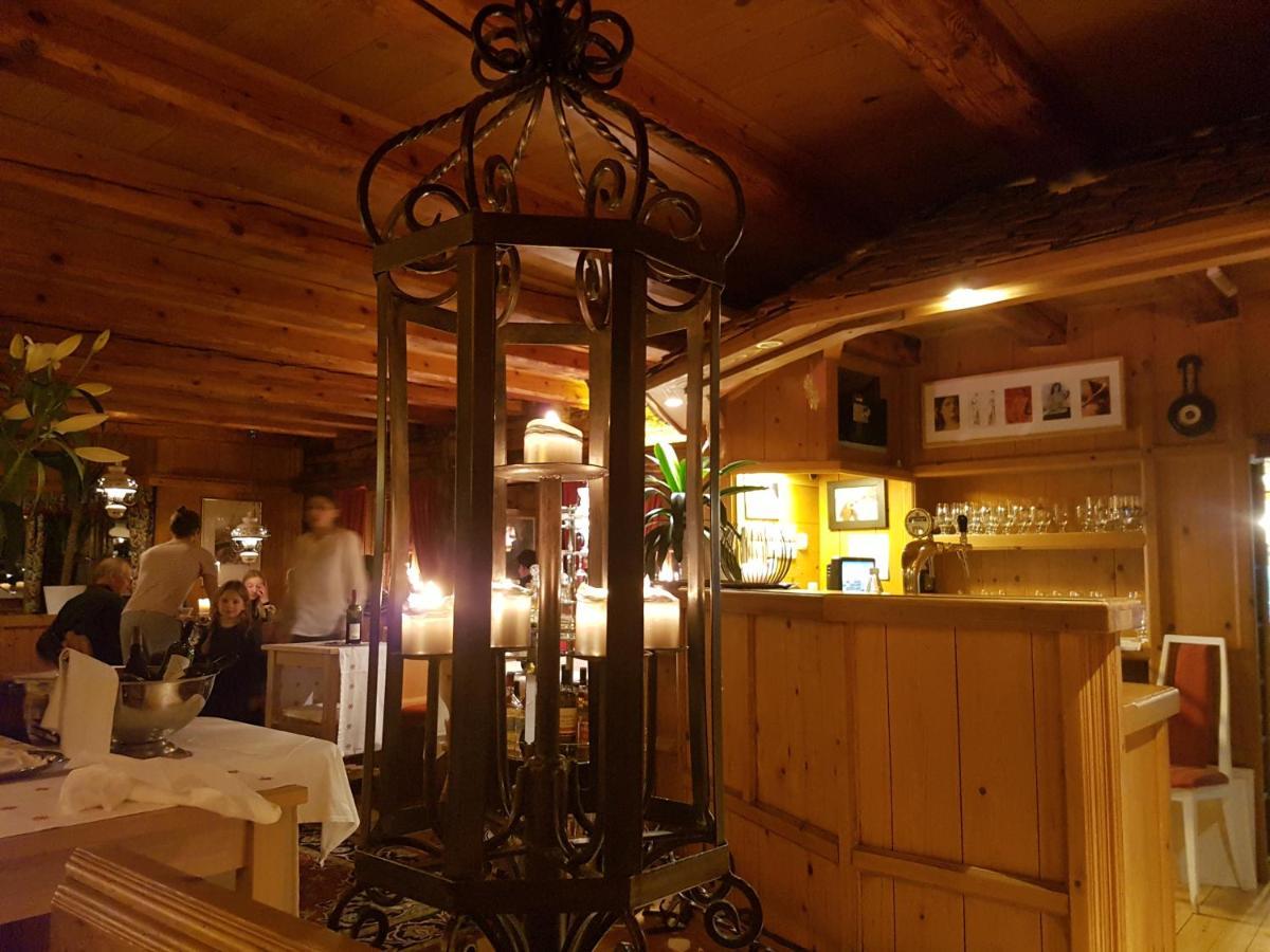 Gasthof Auerhahn Lech am Arlberg Exteriör bild